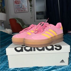 Adidas Gazelle Bold Womens Sneaker, size 7